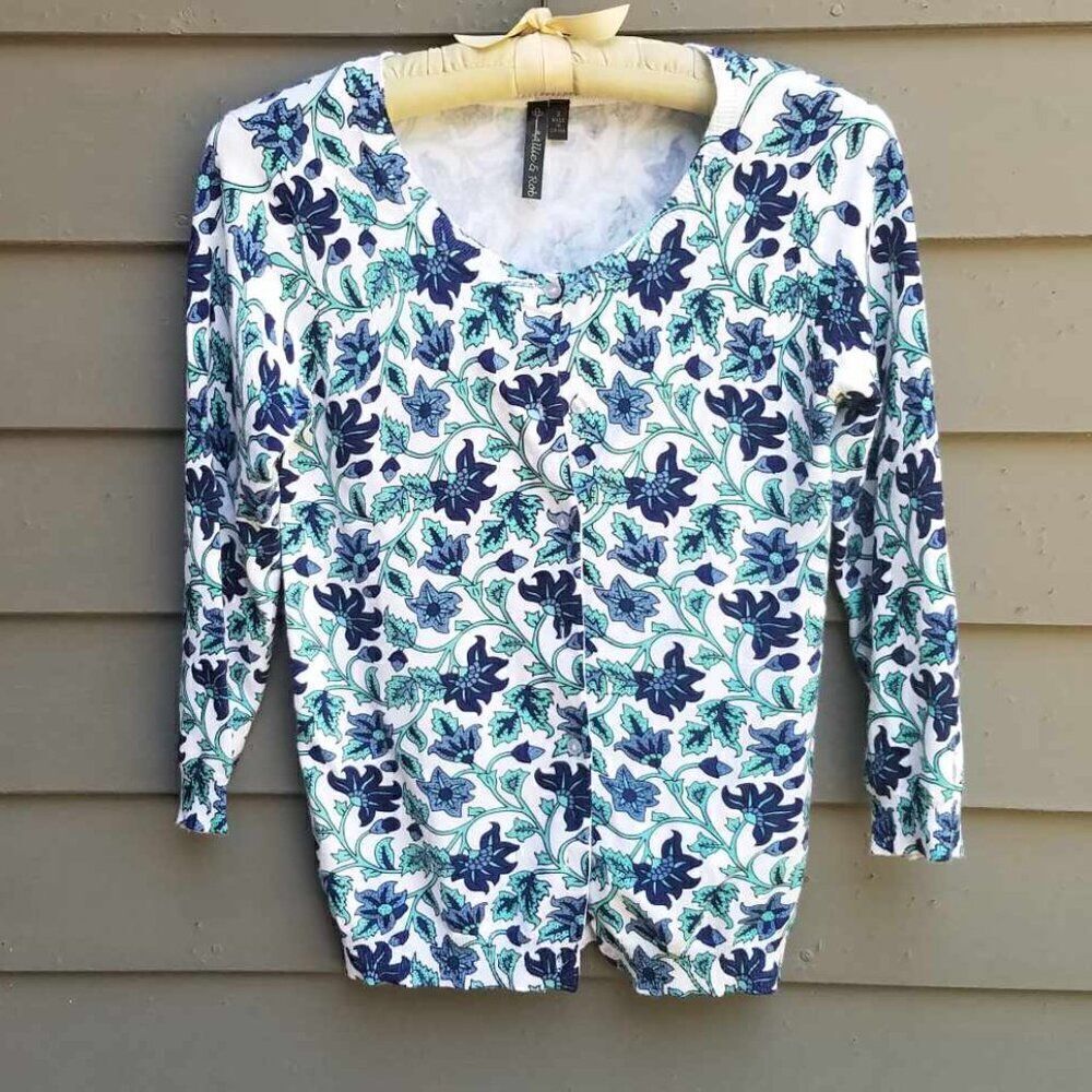Allie & Rob Blue White Floral Cardigan size Small